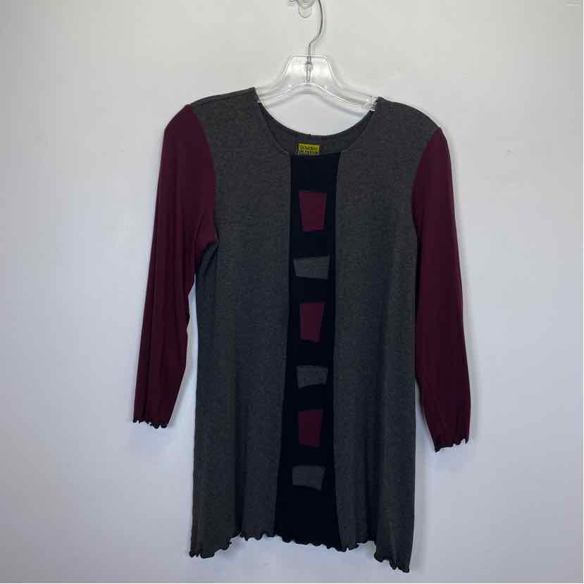 Pre-Owned Size S Sondra Sardis Grey Multi Top