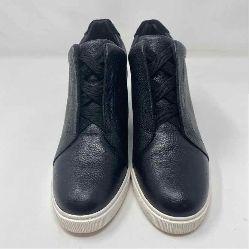 Pre-Owned Shoe Size 6 L. Paolo Black Sneaker