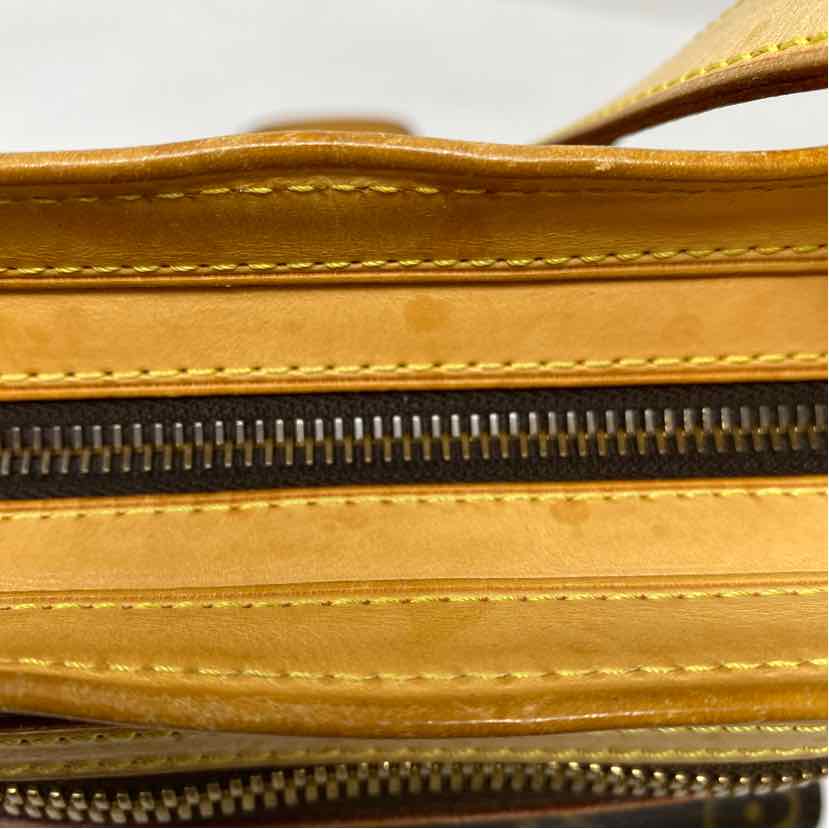 Pre-Owned Louis Vuitton Monogram Canvas Designer Handbag