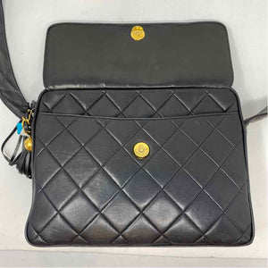 Pre-Owned Chanel Black Leather Designer Handbag