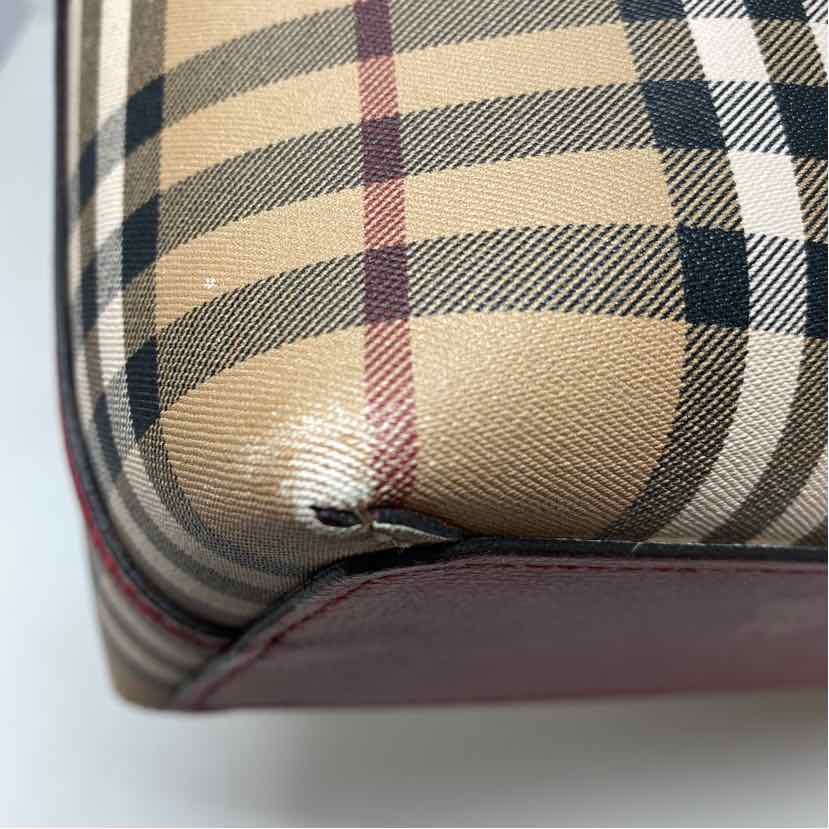 Pre-Owned Burberry Plaid Canvas Designer Handbag