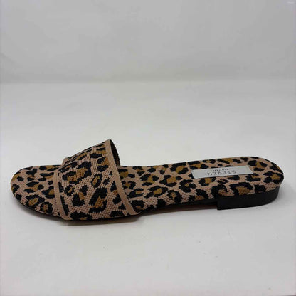 Pre-Owned Shoe Size 10 STEVEN Cheetah Sandals