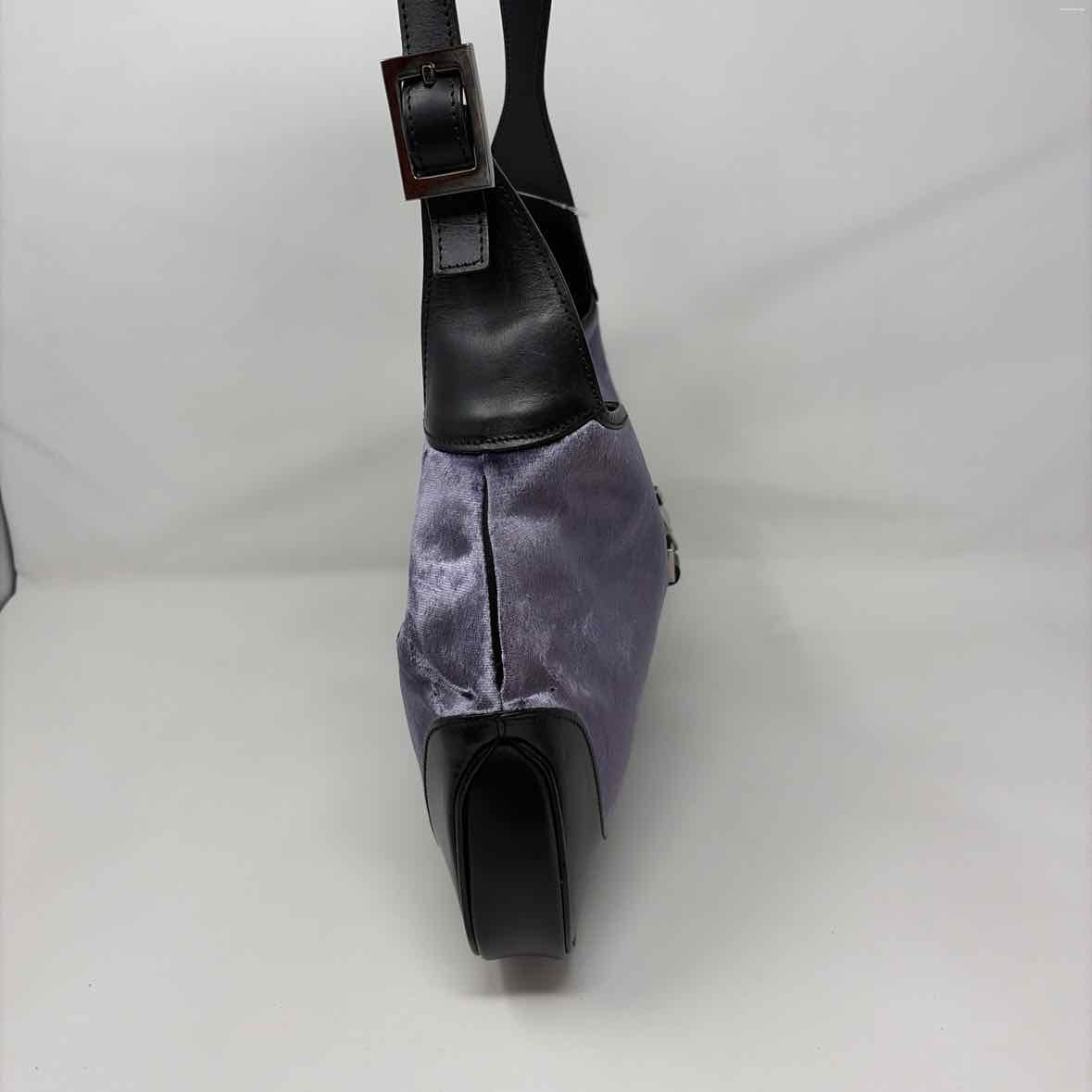 Pre-Owned Gucci Purple Velvet Designer Handbag