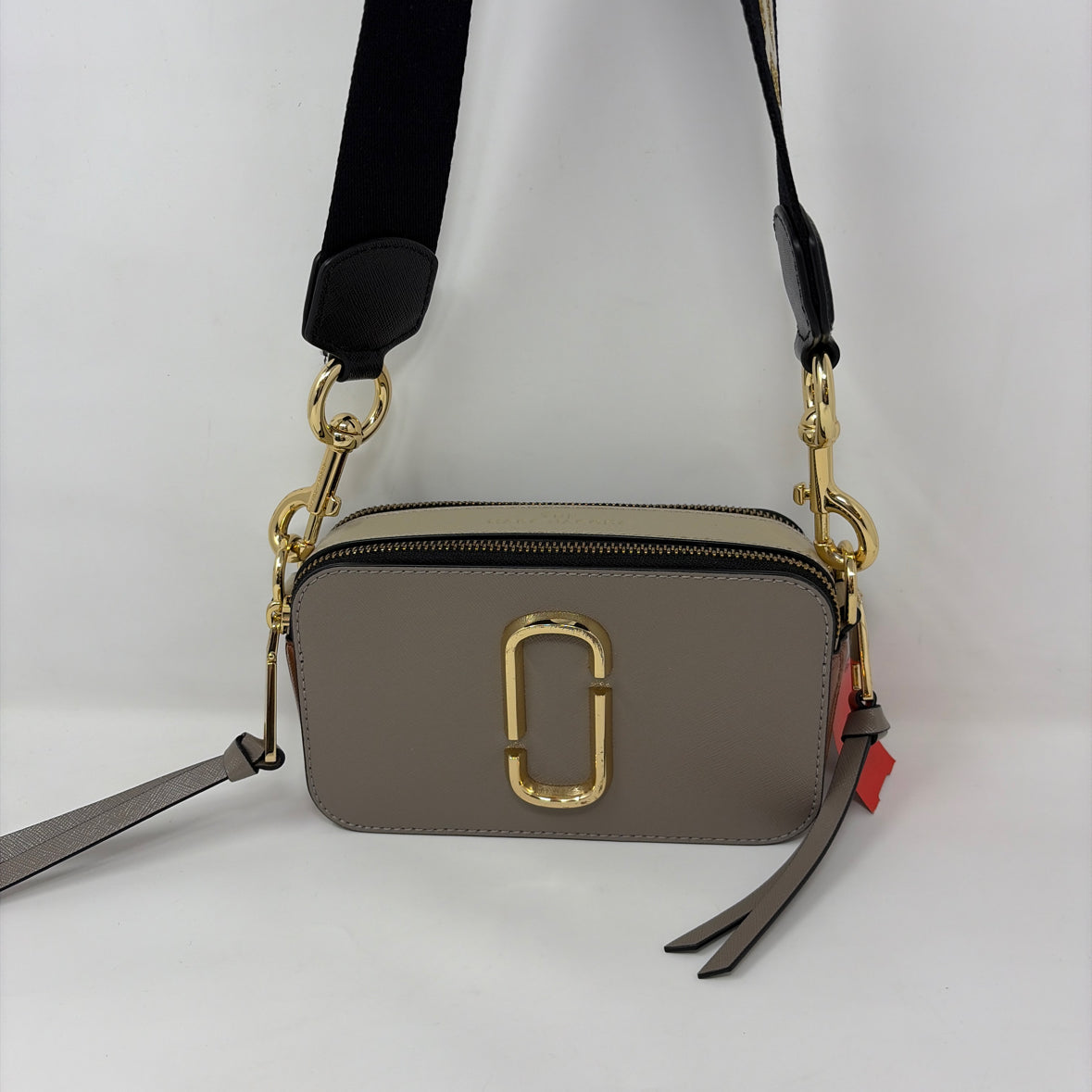 Pre-Owned Marc Jacobs Tan Coated Canvas Handbag