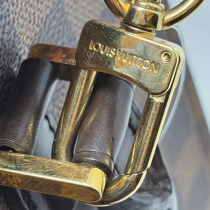 Pre-Owned Louis Vuitton Brown Leather Designer Handbag