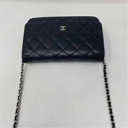 Pre-Owned Chanel Black Leather Designer Handbag
