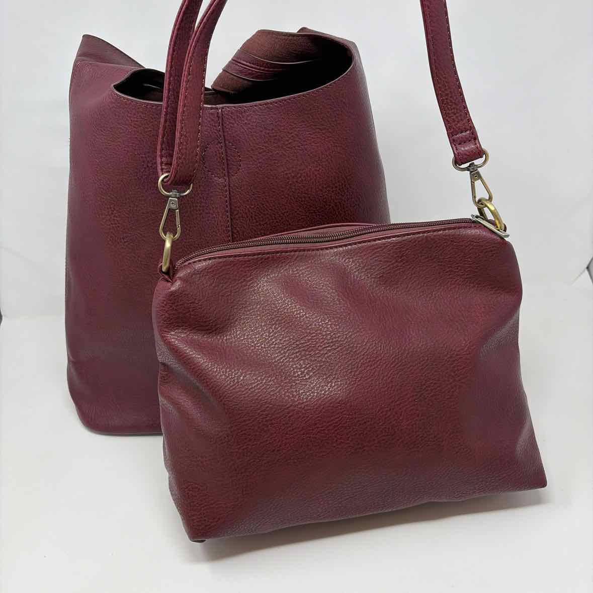 Pre-Owned Joy Susan Burgundy Leather Handbag