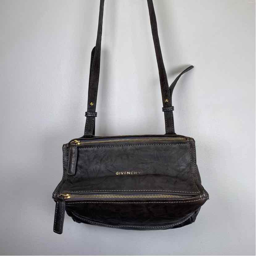 Pre-Owned Givenchy Grey Leather Designer Handbag