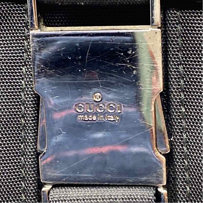 Pre-Owned Gucci Black Nylon Designer Handbag