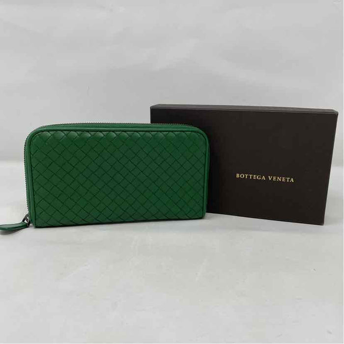 Pre-Owned Bottega Veneta Green Leather Designer Wallet