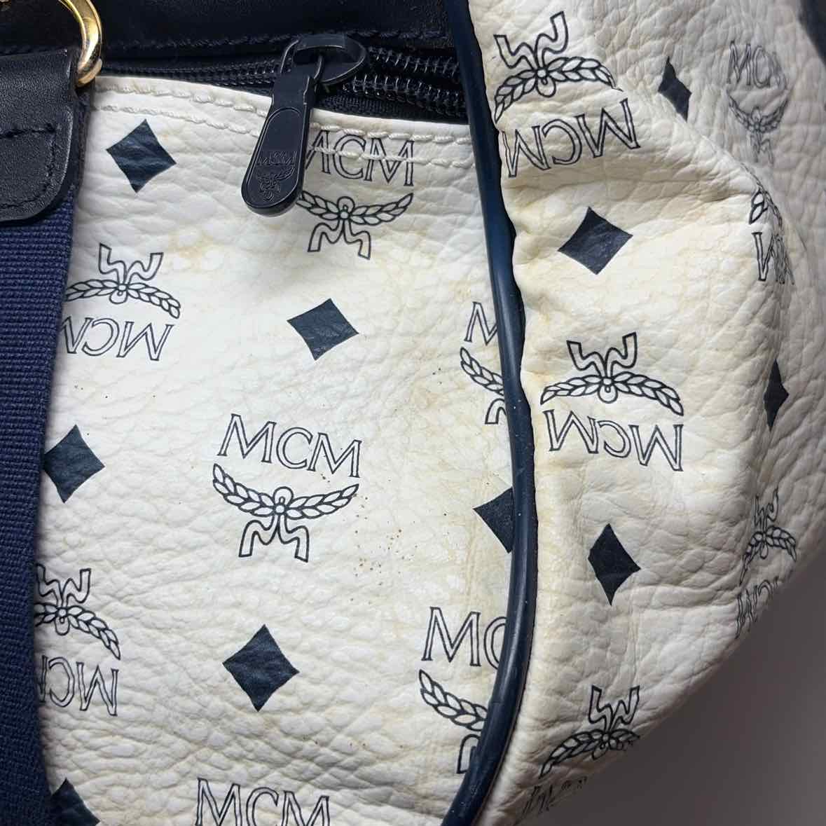 Pre-Owned MCM White Leather Designer Handbag
