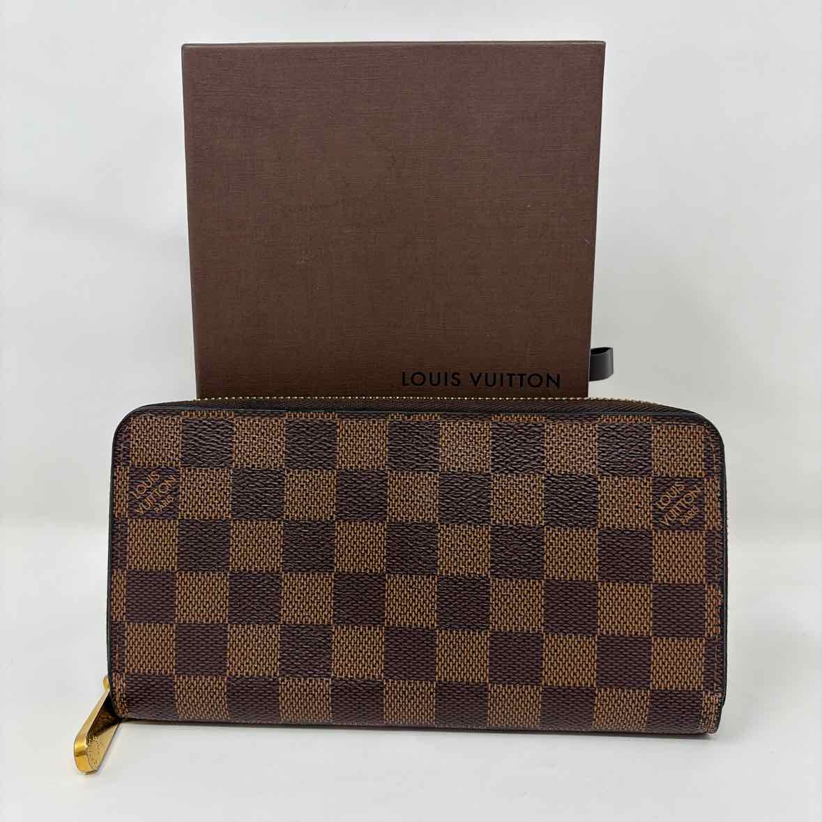 Pre-Owned Louis Vuitton Damier Eben Canvas Designer Wallet