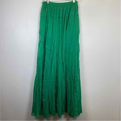 Pre-Owned Size One Size Karma Highway Green Pants