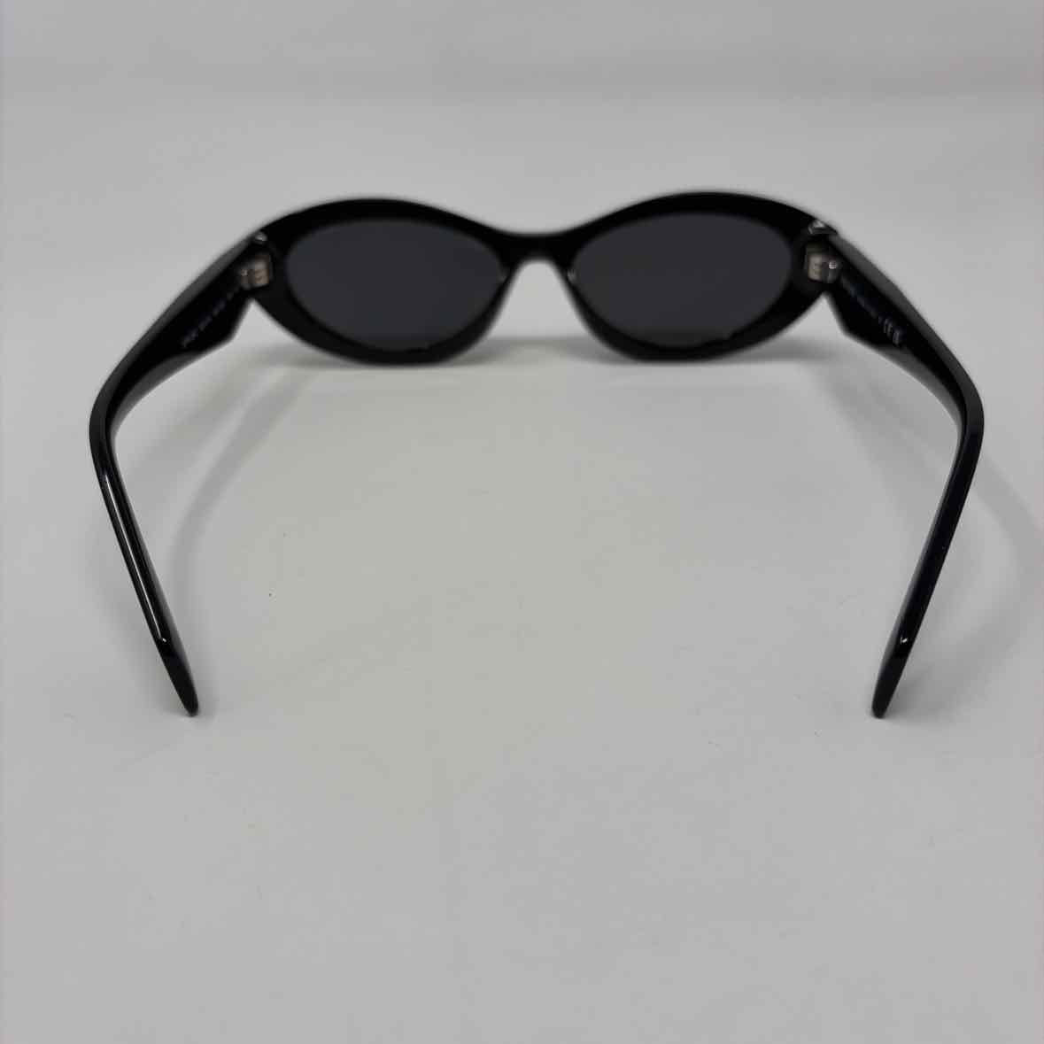 Pre-Owned Prada Black Plastic Designer Sunglasses