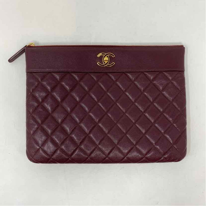 Pre-Owned Chanel Burgundy Leather Designer Handbag