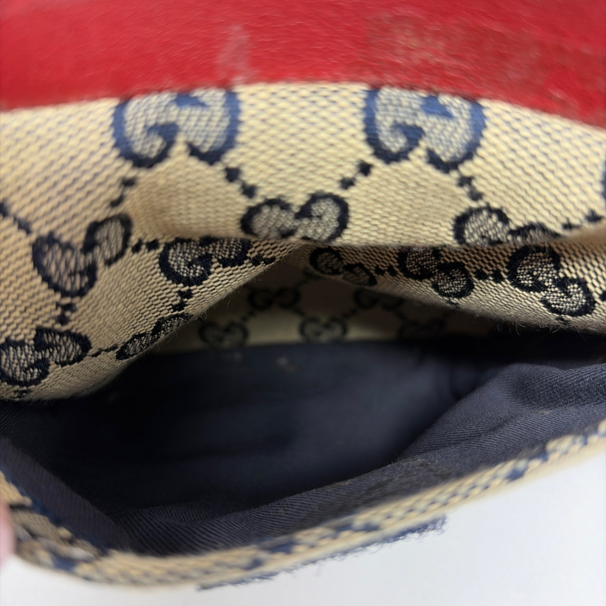 Pre-Owned Gucci Navy Canvas Designer Handbag