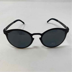Pre-Owned Roundten Black Metal Sunglasses