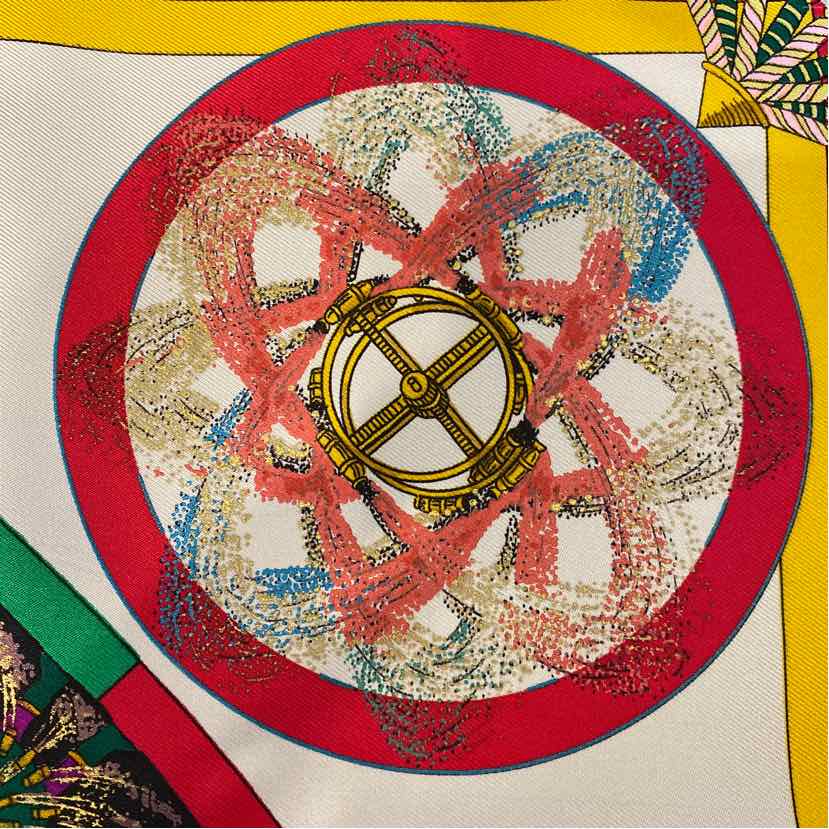 Pre-Owned Hermes Multi Silk Designer Scarf