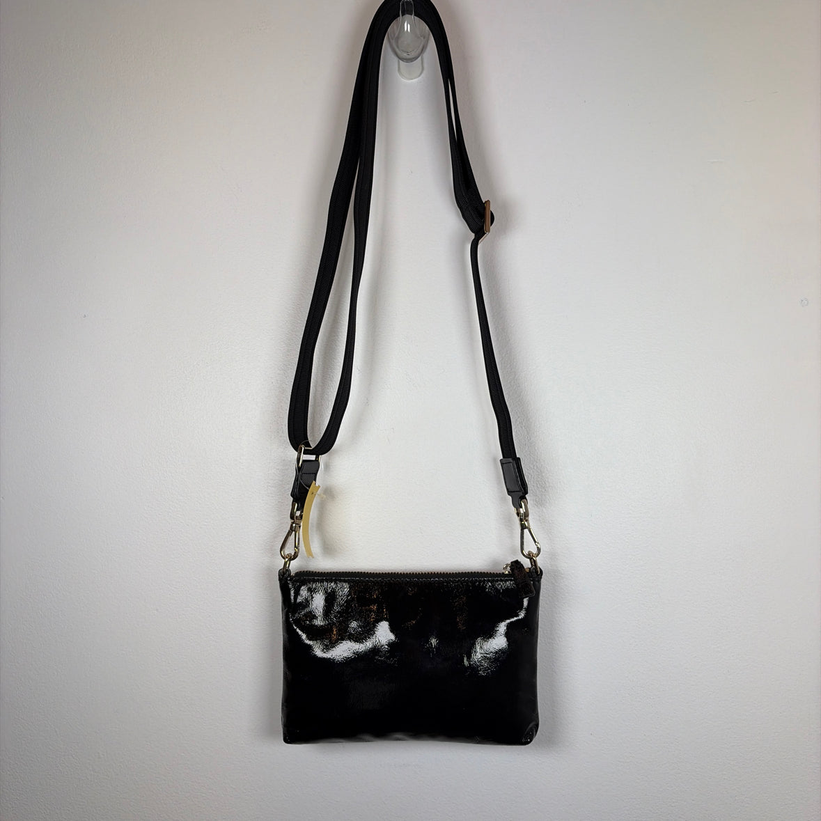 Pre-Owned Cole Haan Black Patent Handbag