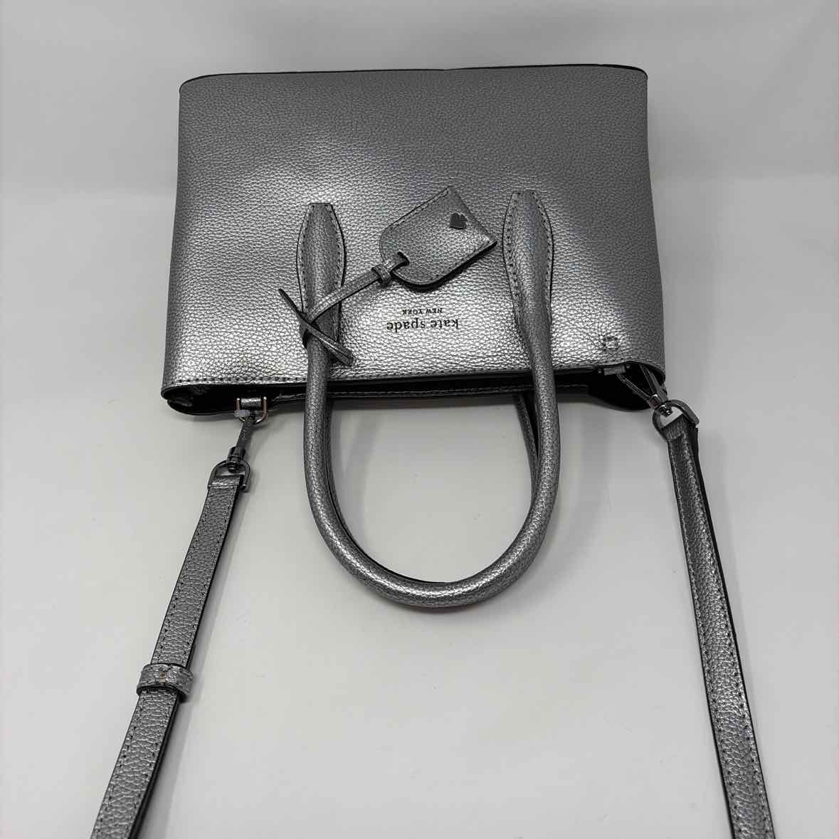 Pre-Owned Kate Spade Silver Leather Handbag