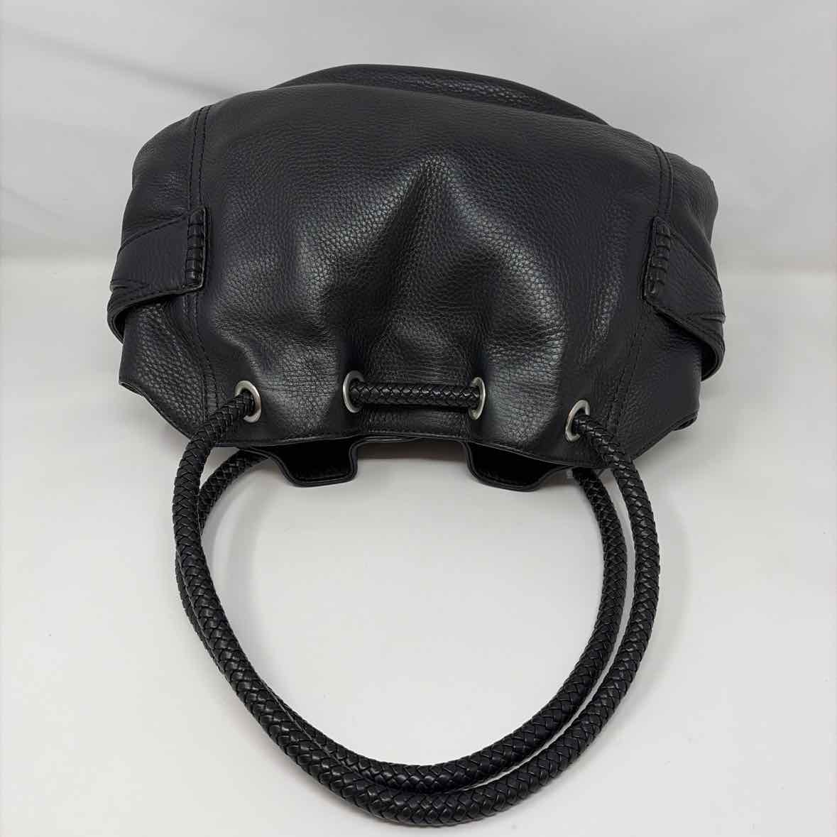 Pre-Owned Cole Haan Black Leather Handbag