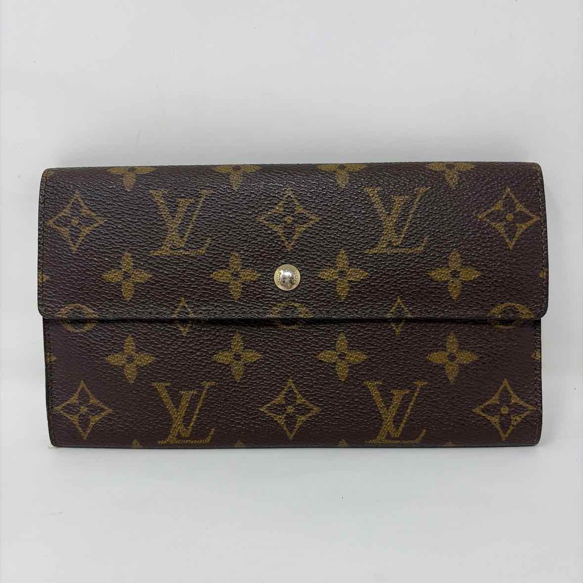 Pre-Owned Louis Vuitton Brown Leather Designer Wallet