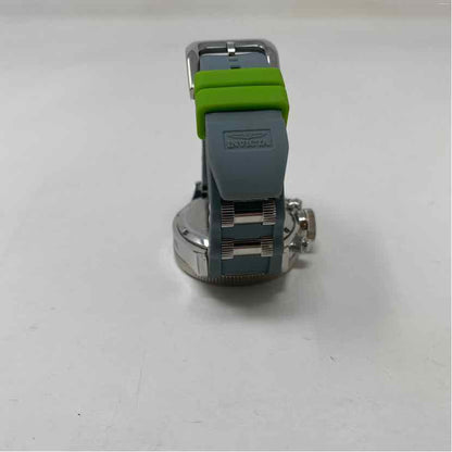 Pre-Owned Invicta Silver Multi Metal Watch