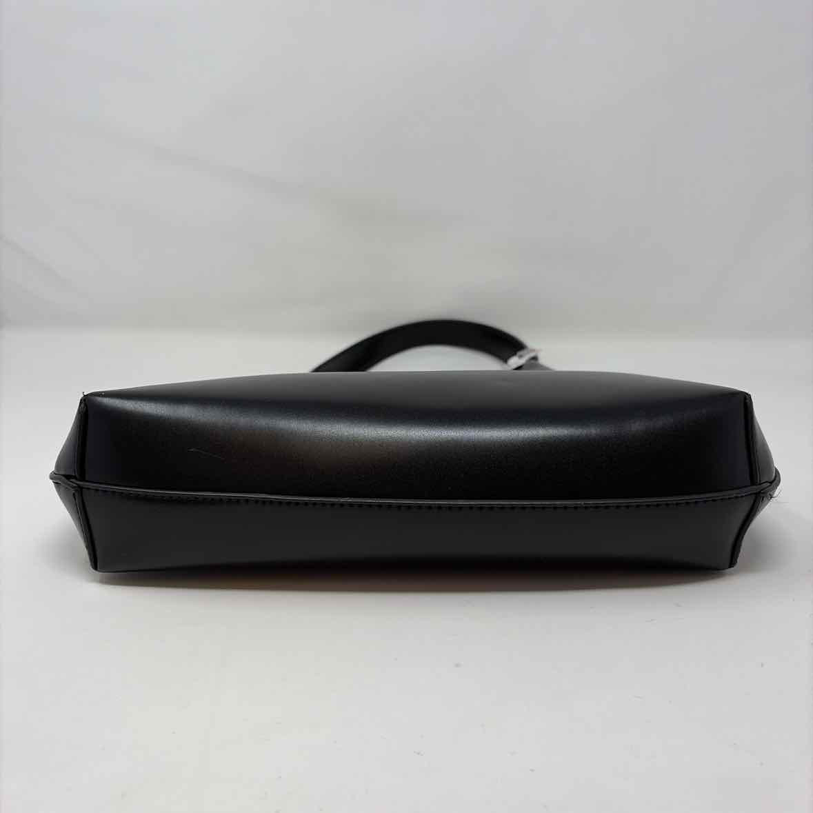 Pre-Owned Boutique Black faux leather Handbag