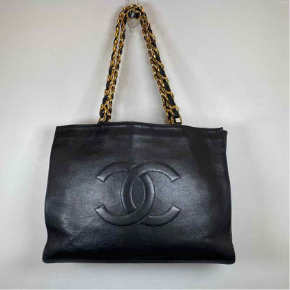 Pre-Owned Chanel Black Leather Designer Handbag