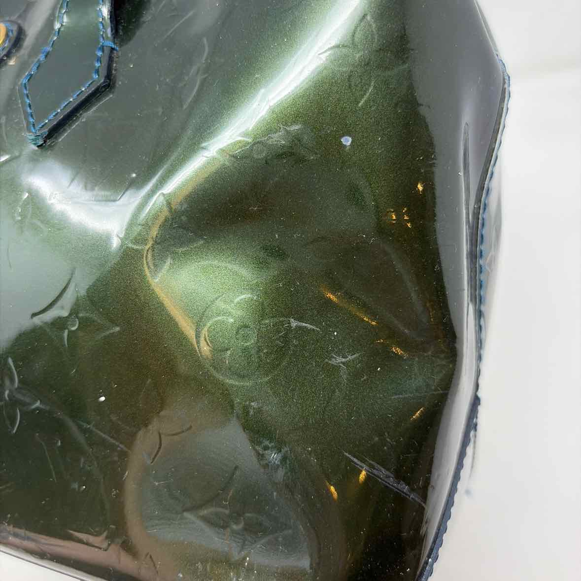 Pre-Owned Louis Vuitton Green Patent Designer Handbag