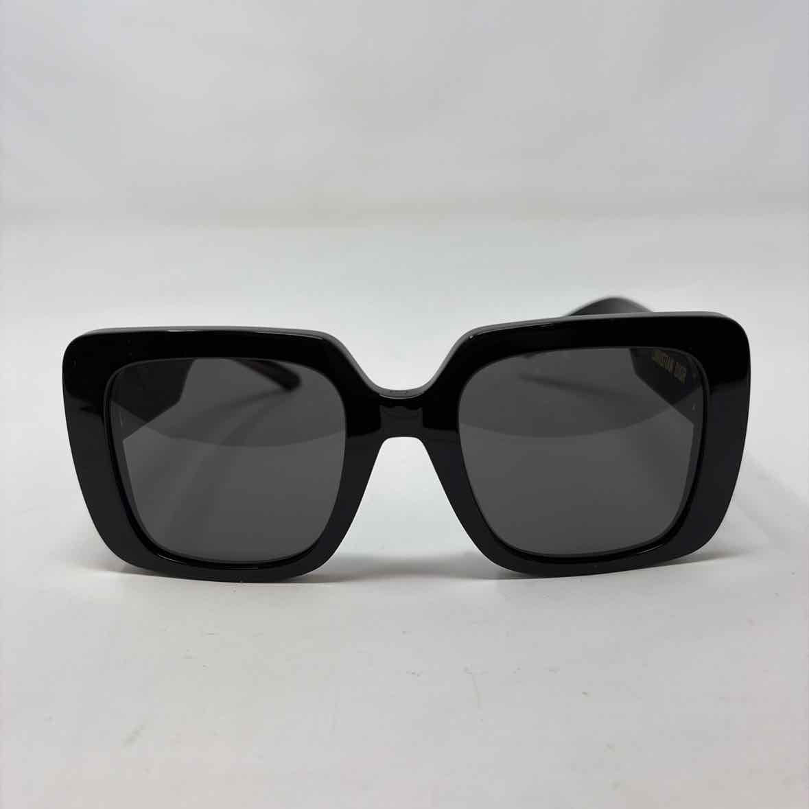 Pre-Owned Dior Black Plastic Designer Sunglasses