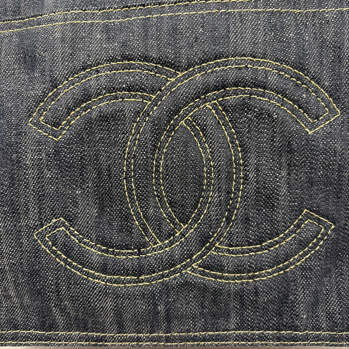 Pre-Owned Chanel Denim Denim Designer Handbag