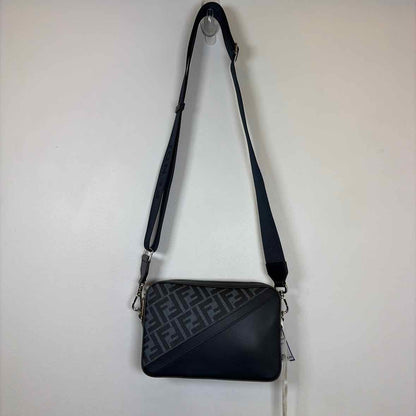 Pre-Owned Fendi Navy Leather Designer Handbag