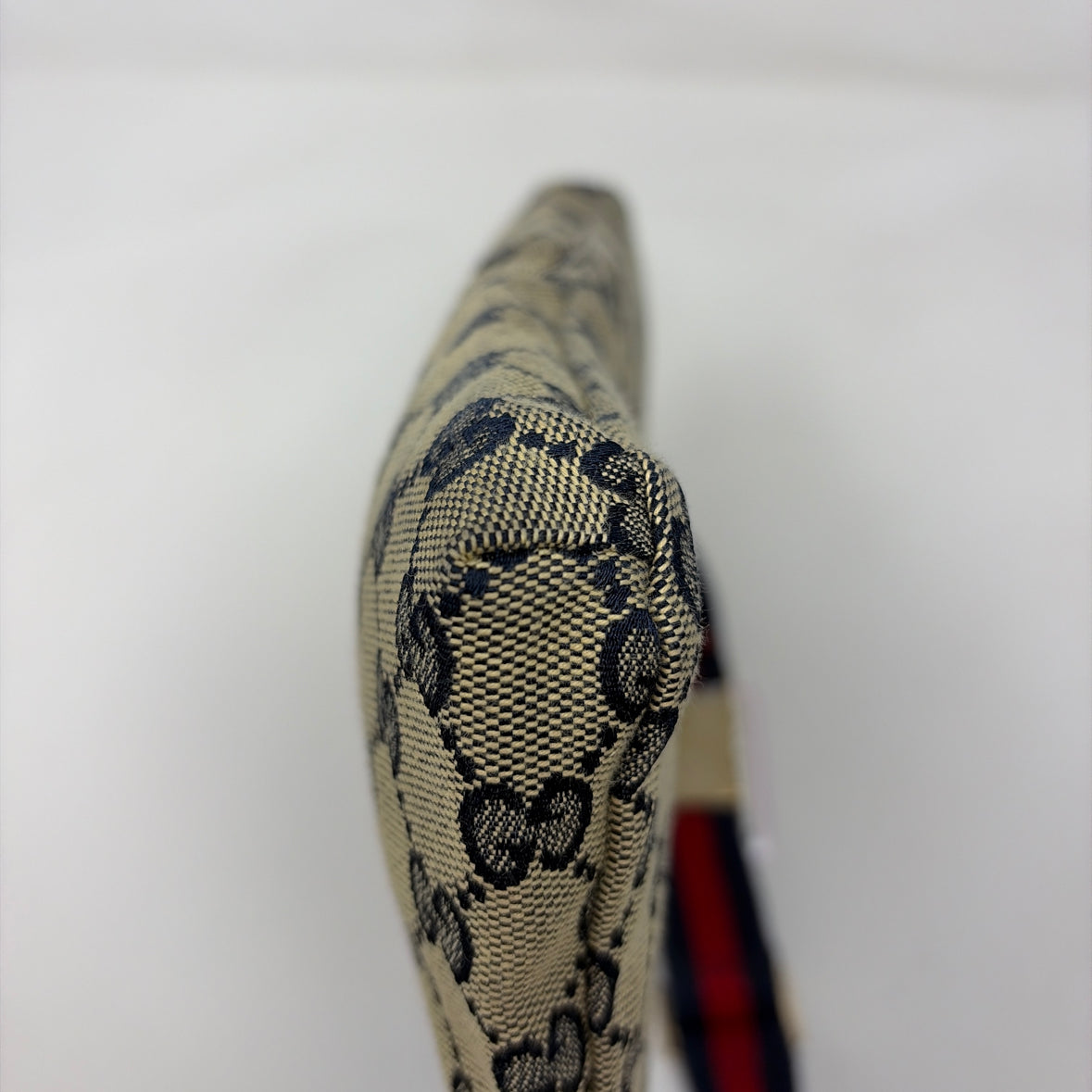 Pre-Owned Gucci Navy Canvas Designer Handbag