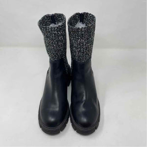 Pre-Owned Shoe Size 8 Universal Thread Black Multi Boots