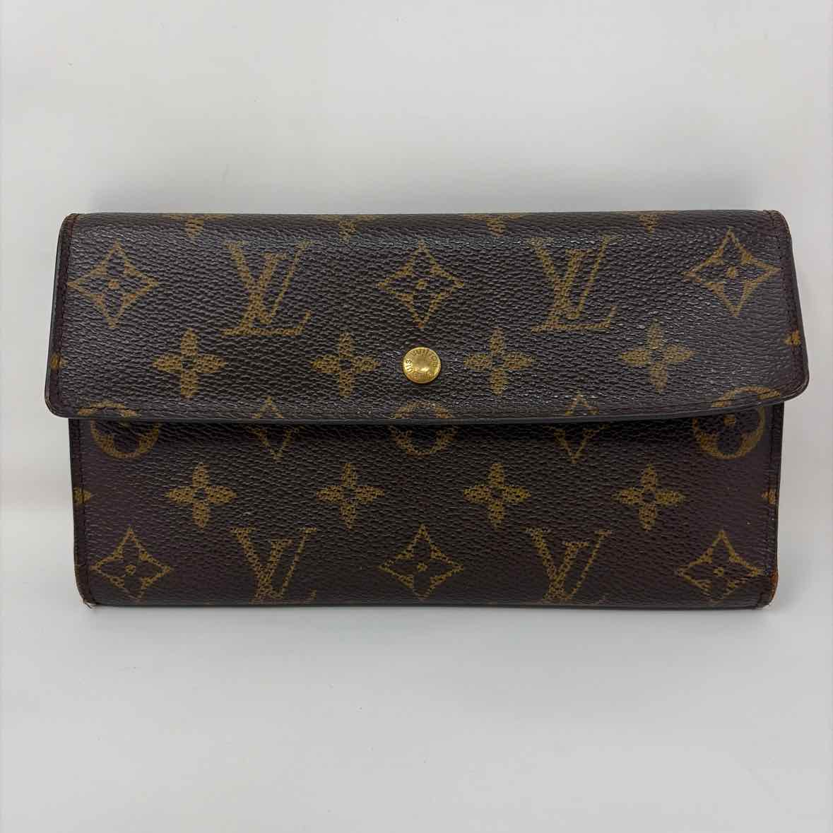 Pre-Owned Louis Vuitton Brown Coated Canvas Designer Wallet