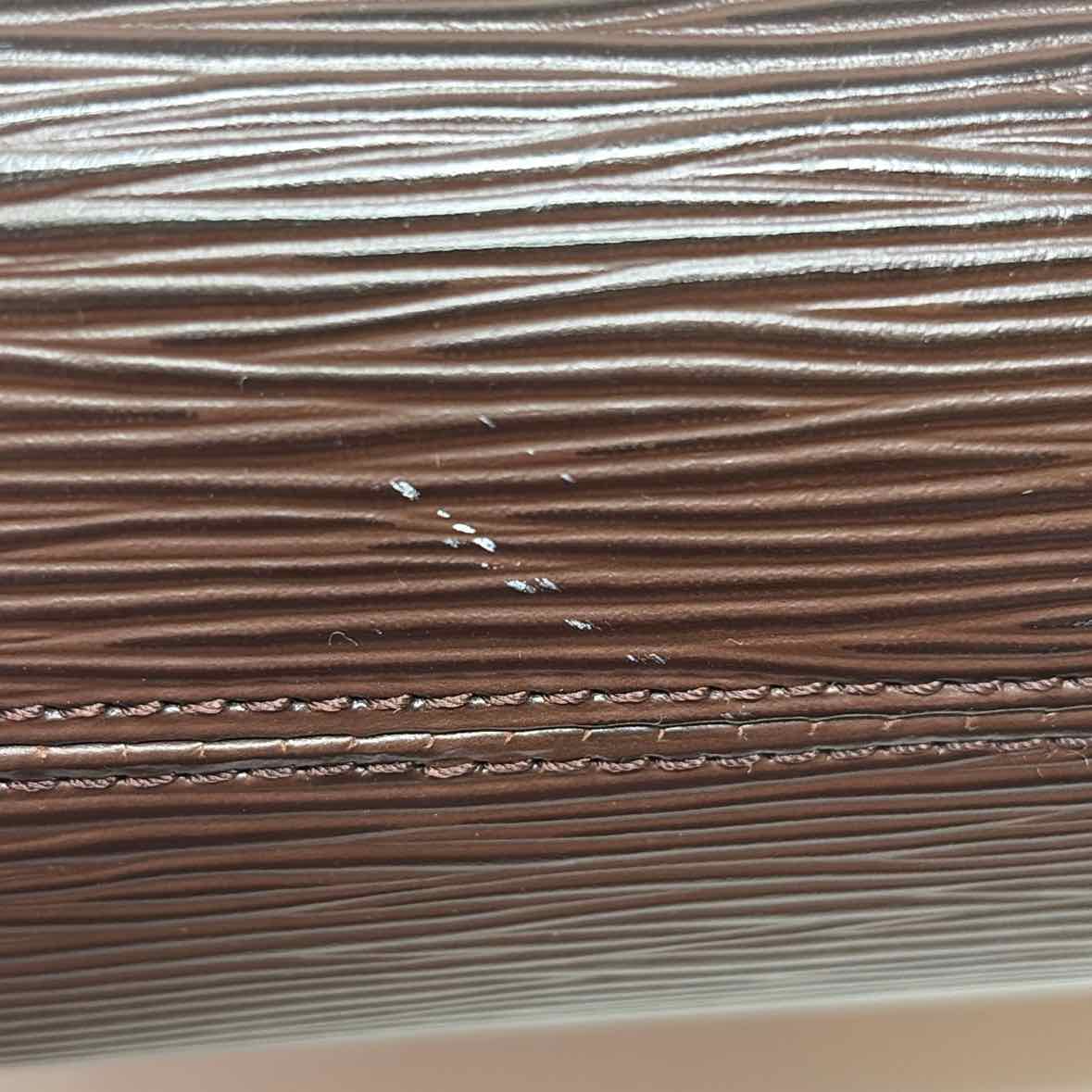 Pre-Owned Louis Vuitton Brown Leather Designer Handbag