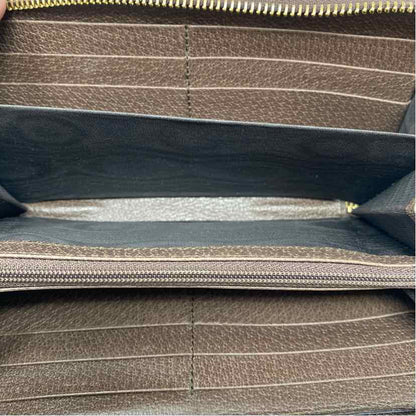 Pre-Owned Gucci Monogram Canvas Designer Wallet