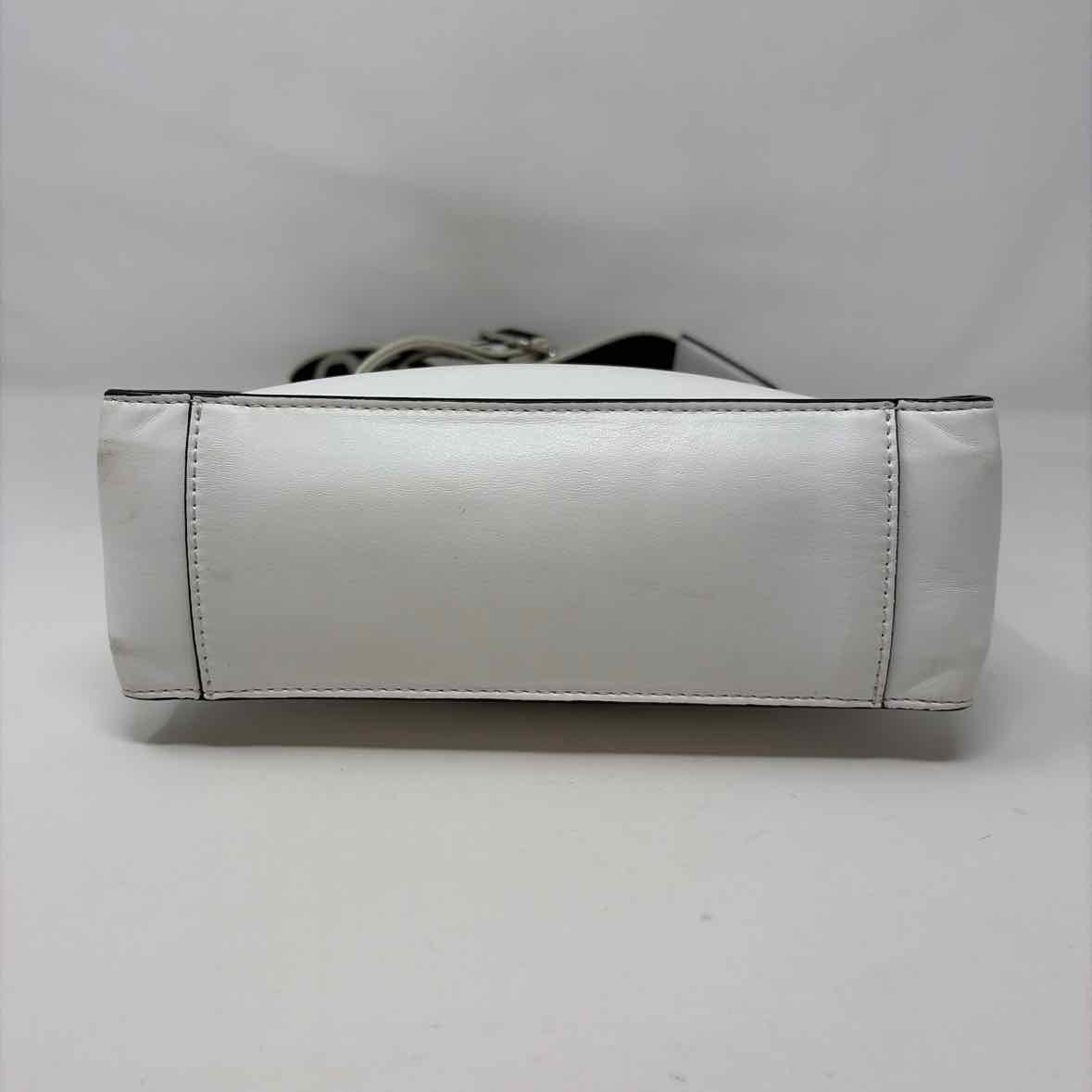 Pre-Owned Stella McCartney White/ Black Leather Designer Handbag