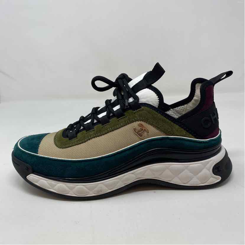 Pre-Owned Chanel Olive Suede Shoe Size 10.5 Designer Shoes