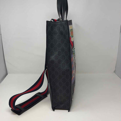 Pre-Owned Gucci Black Canvas Designer Handbag