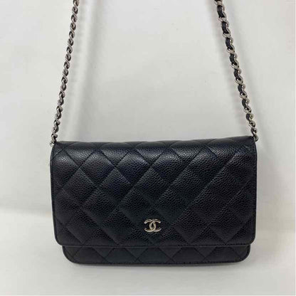 Pre-Owned Chanel Black Leather Designer Handbag