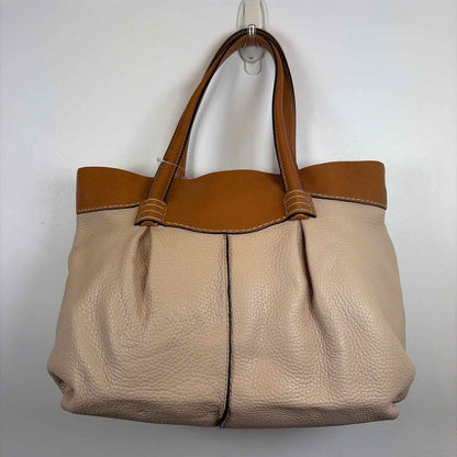 Pre-Owned Tod's Tan Leather Handbag