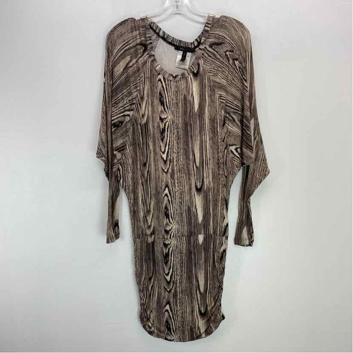 Pre-Owned Size M BCBGMAXAZRIA Taupe Top