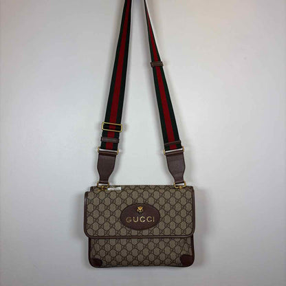 Pre-Owned Gucci Monogram Canvas Designer Handbag