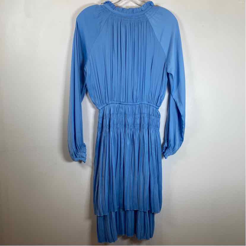 Pre-Owned Size S Tahari Light Blue Casual Dress
