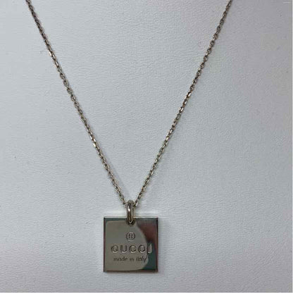 Pre-Owned Gucci Silver Sterling Designer Jewelry