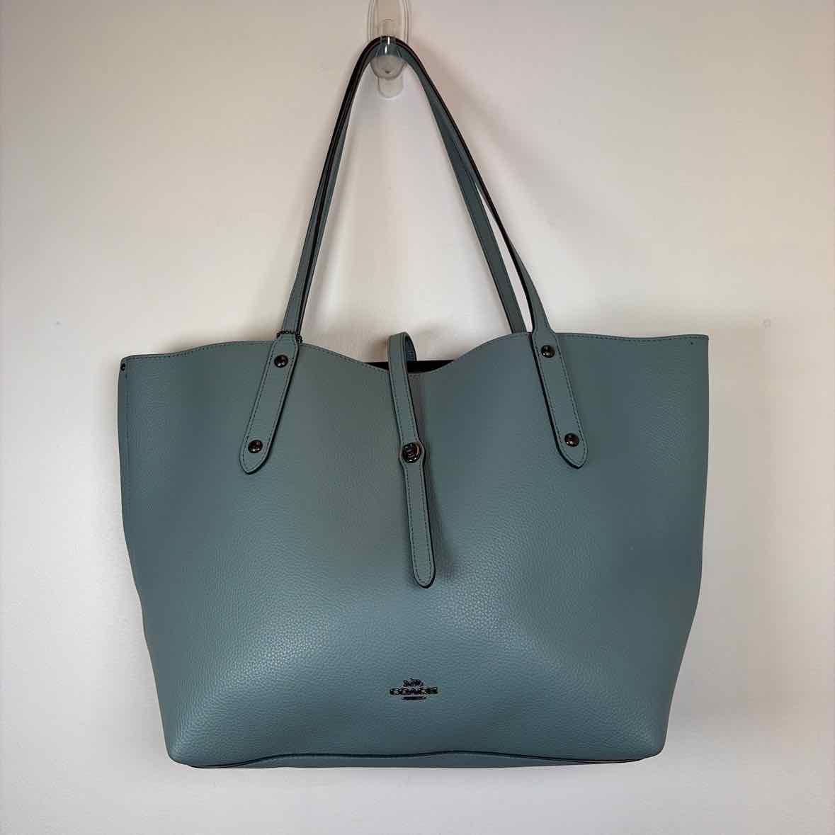 Pre-Owned Coach Turqouise Leather Handbag