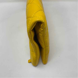 Pre-Owned Chanel Yellow Leather Designer Handbag