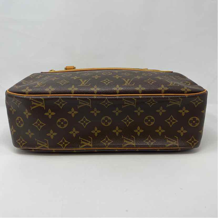 Pre-Owned Louis Vuitton Monogram Canvas Designer Handbag